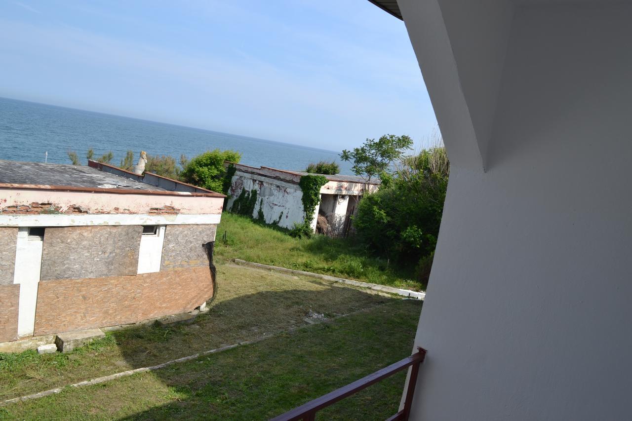Vila Dvg كوستِنيست المظهر الخارجي الصورة